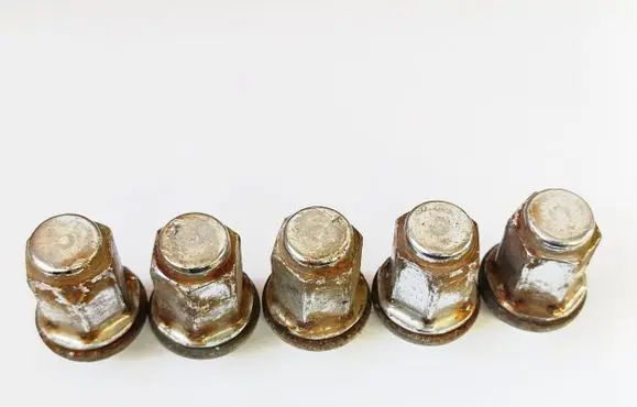 Toyota Avensis Verso Nuts/bolts 
