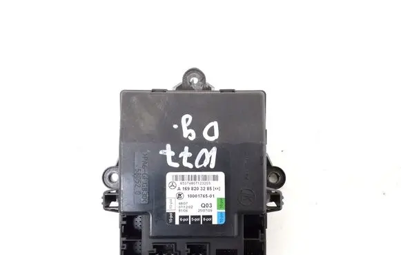 Mercedes-Benz A W169 Door control unit/module A1698203285
