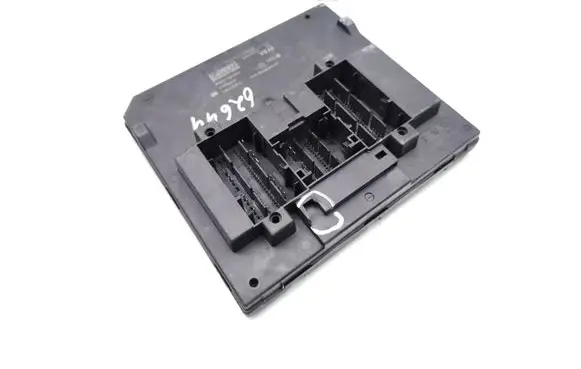 Volkswagen Golf VI Central body control module 5Q0937084M 5WK50590C