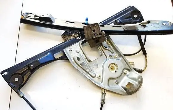 Mercedes-Benz C W203 Sliding door window regulator with motor A2037203046