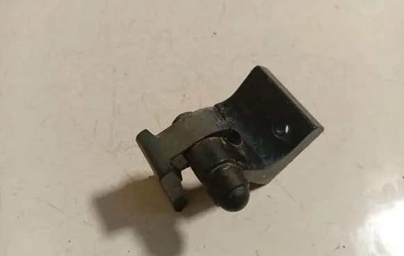 Audi Q7 4L Rear door lower hinge 7L0833402D