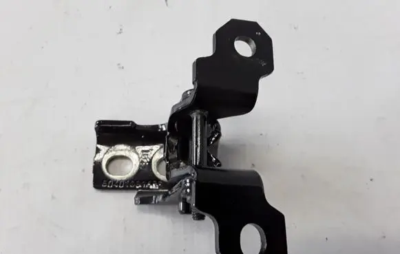 Renault Captur Front door upper hinge 804010016R