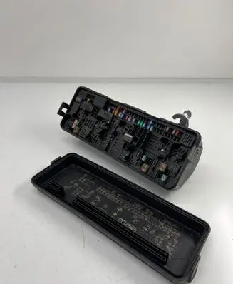 Land Rover Discovery 5 Fuse module JPLA14A073AB