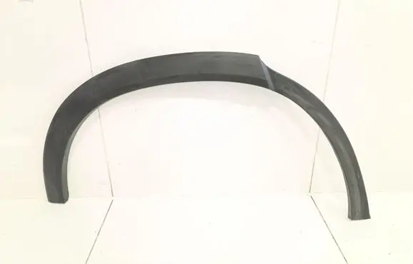 Maxus Euniq 6 Front arch trim SV5103