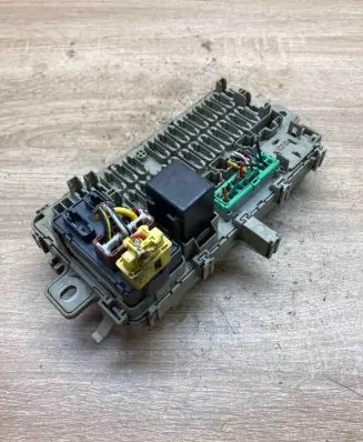 Honda Civic Fuse module 3820AST3G300 53988076A