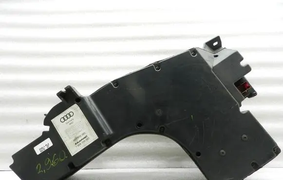Audi A6 S6 C5 4B Subwoofer speaker 4B5035382