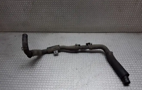 KIA Sorento Engine coolant pipe/hose