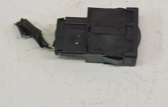 Toyota Aygo AB10 Headlight level height control switch
