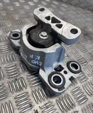 Land Rover Evoque I Engine mount bracket EJ327M121AD