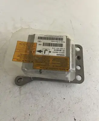 Nissan Almera N16 Airbag control unit/module 988205M304 0285001319