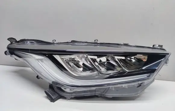 Toyota Yaris XP210 Headlight/headlamp