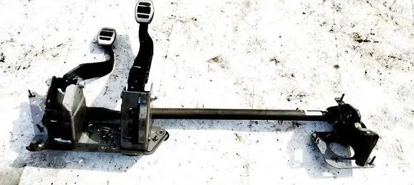 Opel Astra L Clutch pedal 849AAB5037492