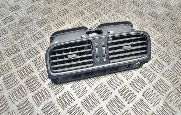 Volkswagen Cross Polo Dash center air vent grill 6RF819728 24112010 VW250
