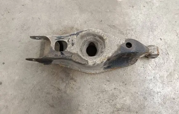 Lancia Thema Coil spring/strut mount 