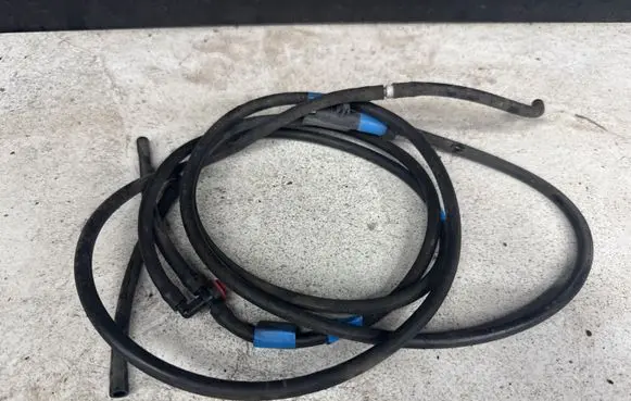 Toyota Auris 150 Windshield washer fluid hose