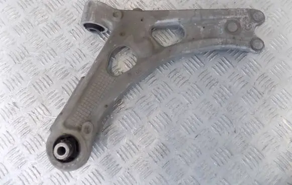 Citroen DS4 Front lower control arm/wishbone