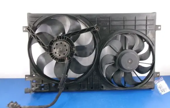 Seat Leon (1M) Electric radiator cooling fan 1J0121207T