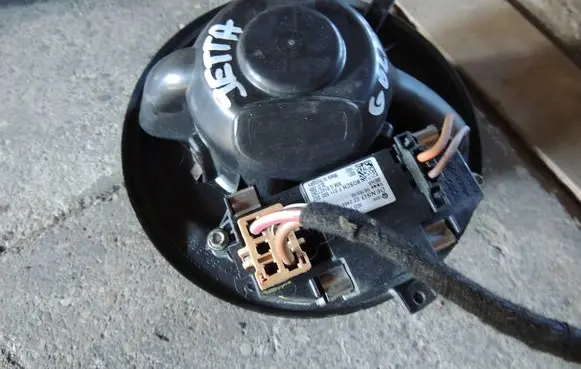 Volkswagen Jetta V Heater blower motor/fan resistor 3C0907521 987651G F011500002