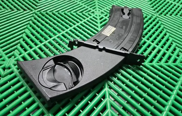 BMW 3 E90 E91 Cup holder 7127406