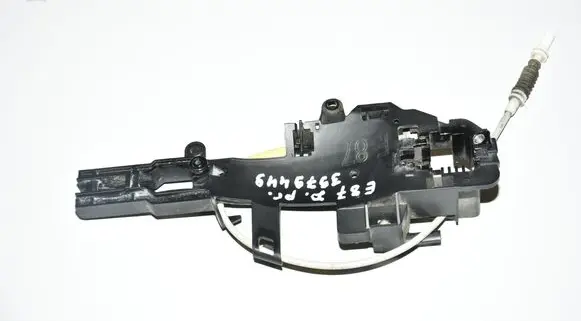 BMW 1 E81 E87 Front door exterior handle/bracket 7059677