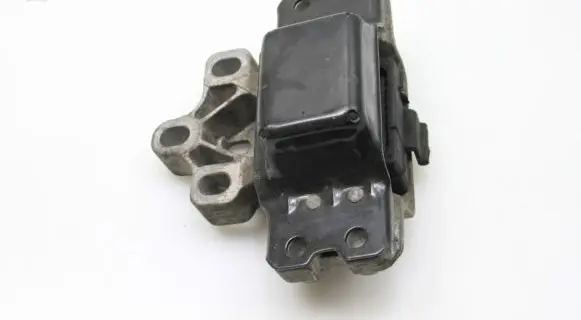 Volkswagen Caddy Engine mount bracket 1K019955