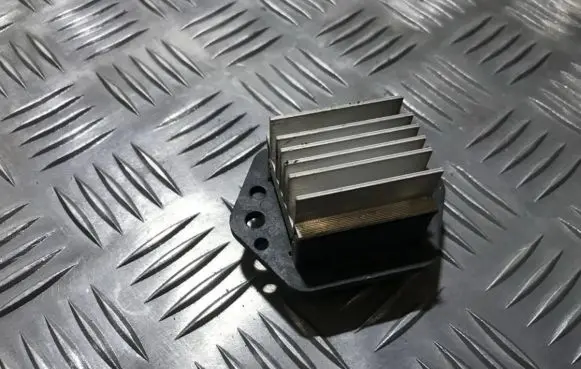 KIA Carnival Heater blower motor/fan resistor kv29h09