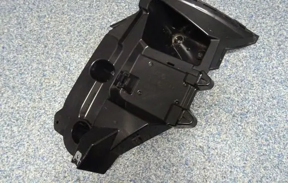 BMW X6M F86 Rear bumper mounting bracket 7338286