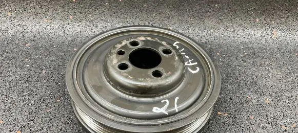 Audi Q5 SQ5 Crankshaft pulley 038105243M 038105243