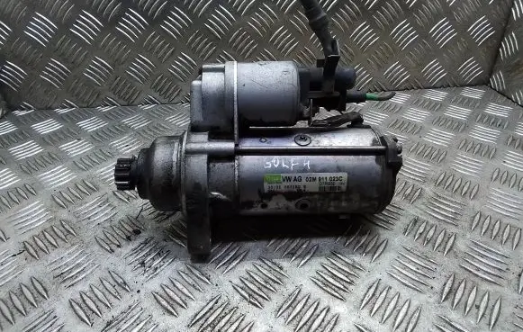 Volkswagen Golf IV Starter motor 02M911023C