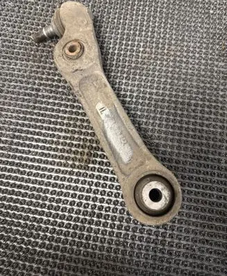 BMW 5 F10 F11 Front control arm 6850606
