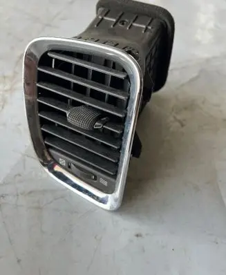 Dodge Durango III Dashboard side air vent grill/cover trim 0249566 X90017100XX