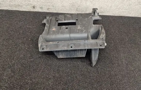 Porsche Macan (95B) Gearbox bottom protection 95B825370