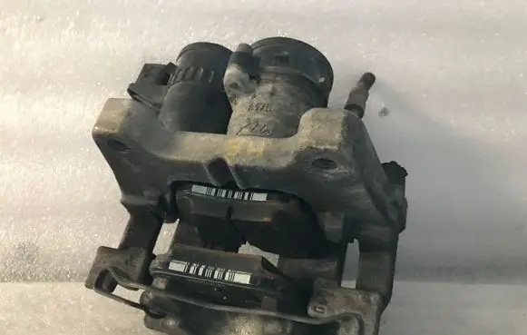 Volvo XC40 Rear brake caliper P32300788 T200229 32217363