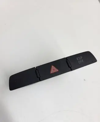 Audi Q7 4L Hazard light switch 4L2927137A
