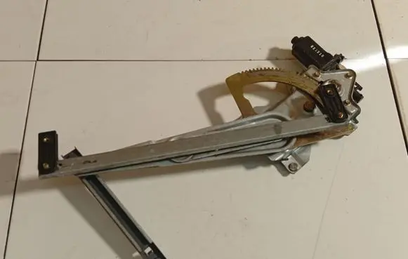 KIA Sorento Sliding door window regulator with motor 