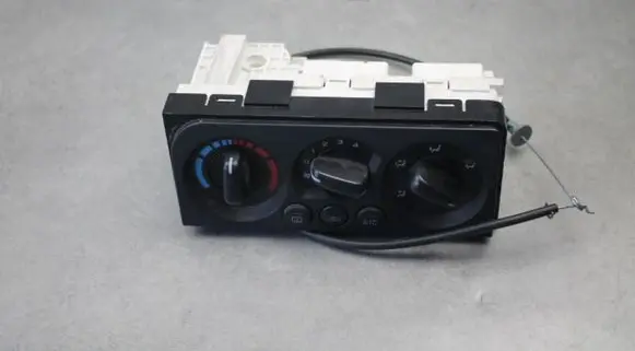 Subaru Outback Climate control unit 72311AE06C