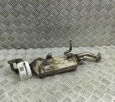 Mercedes-Benz ML W166 EGR valve cooler A6421401875