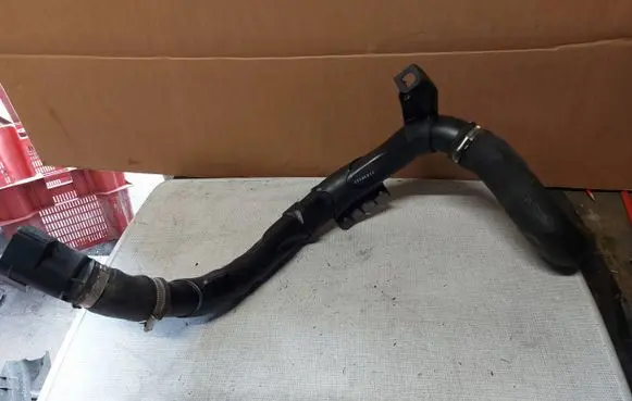 Volkswagen Golf VI Intercooler hose/pipe 5N0145840K