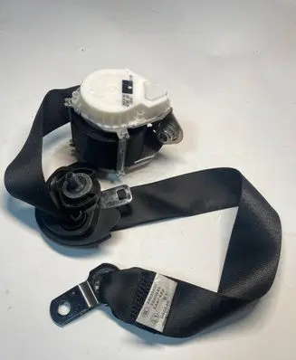 BMW X3 E83 Front seatbelt 34003070B 180407
