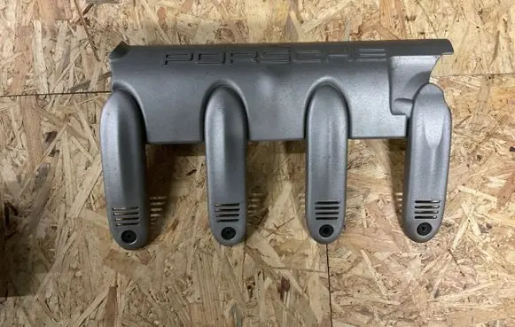 Porsche Cayenne (9PA) Engine cover (trim) 7L5103907 8536476 E2A2A