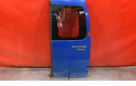Rear door