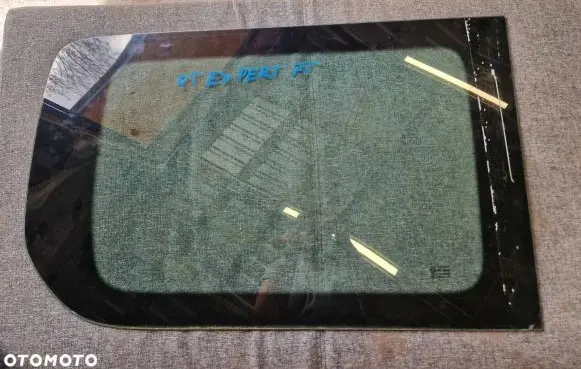 Peugeot Expert Rear windscreen/windshield window 43R00062 E000292