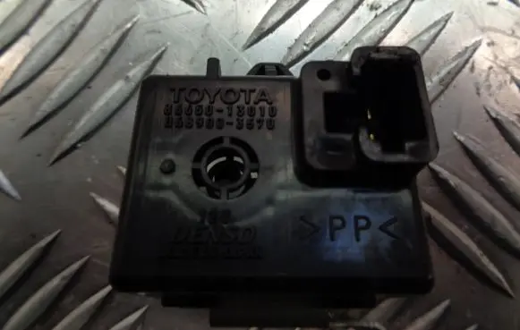 Toyota Avensis T250 Adblue control unit 86650-13010
