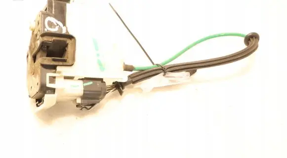 Alfa Romeo 159 Rear door lock 9D08