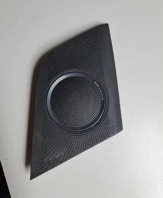 Side speaker trim/cover