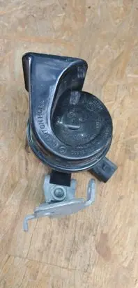 Audi A3 8Y Horn signal 2K5951221A V031244