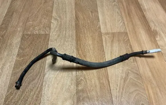 Opel Zafira B Power steering hose/pipe/line 13122703