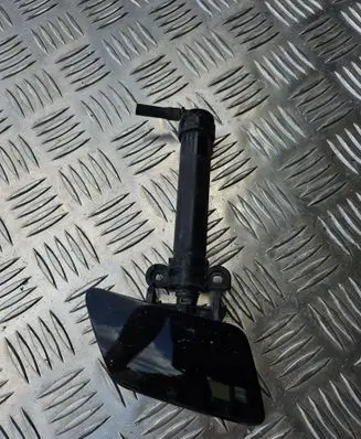 Headlight washer spray nozzle