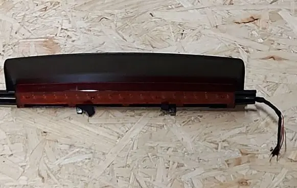 Audi A6 S6 C6 4F Third/center stoplight 4F5945097A