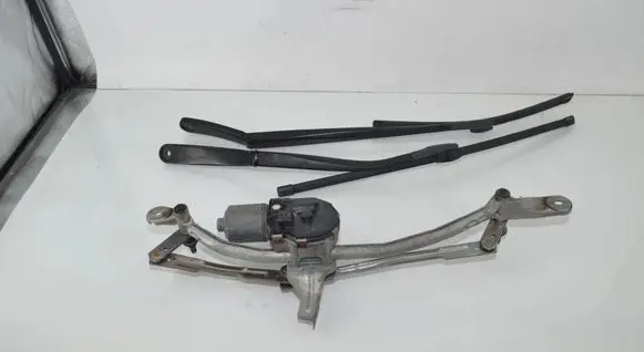BMW 5 F10 F11 Front wiper linkage and motor 7306266 7182459 7203156
